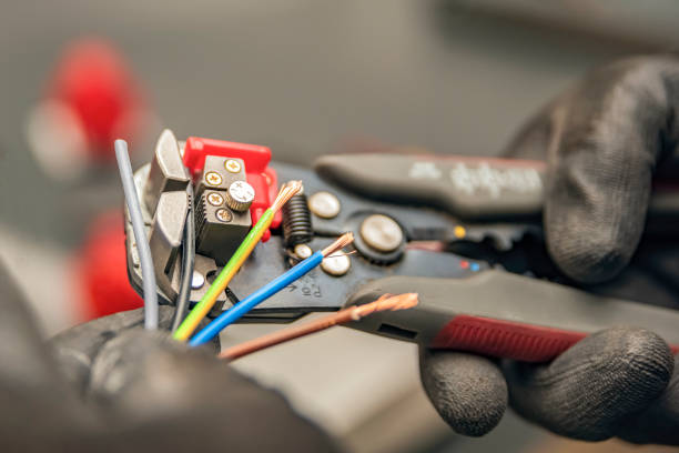 Best Industrial Electrical Services  in Ocean Springs, MS